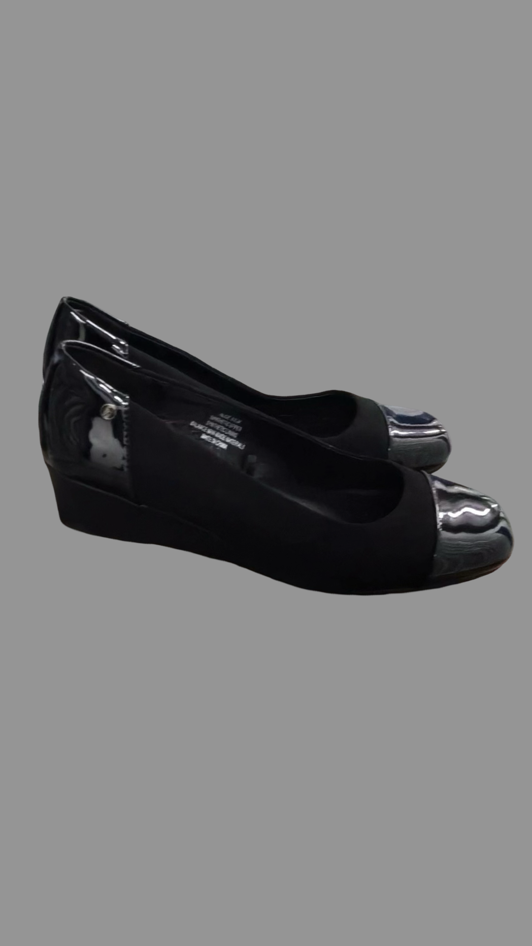 Black wedge heels